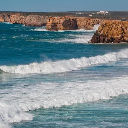 57 Bee Marina - Boutique Hideaway With Pool * Lagos