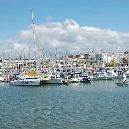 Appartement 57 Bee Marina - Boutique Hideaway With Pool