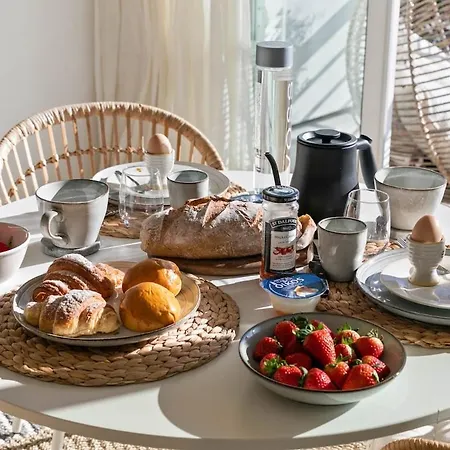 Appartement 57 Bee Marina - Boutique Hideaway With Pool *