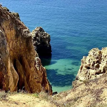 57 Bee Marina - Boutique Hideaway With Pool Appartement