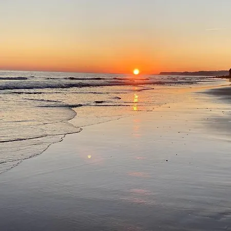 57 Bee Marina - Boutique Hideaway With Pool ラゴス