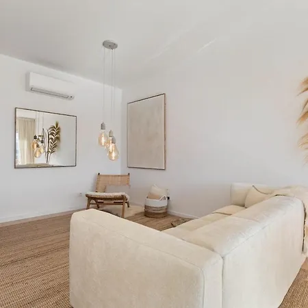 Apartamento 57 Bee Marina - Boutique Hideaway With Pool *